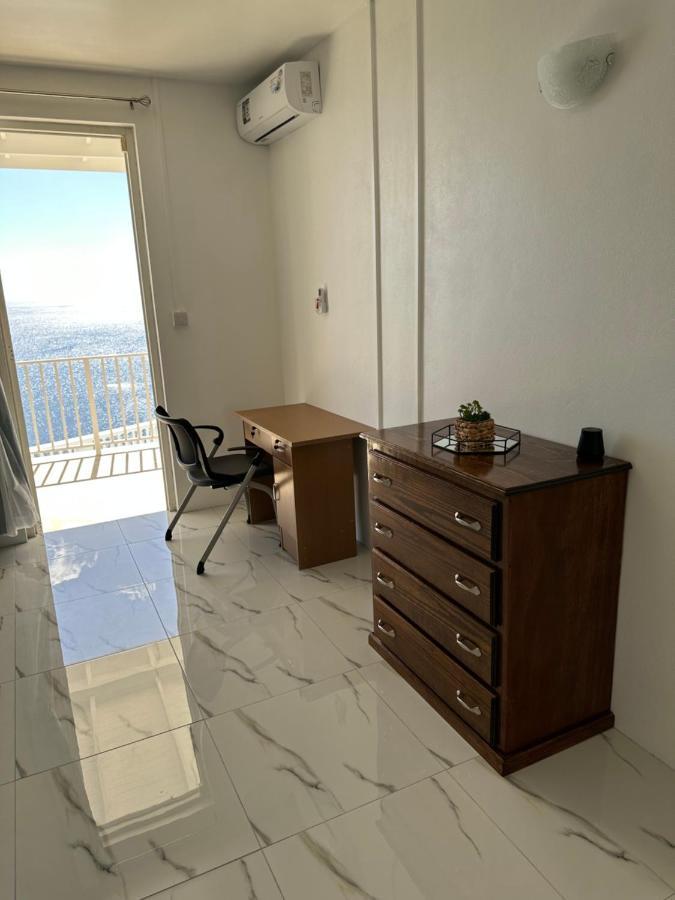 רוזו Eldorado Guesthouse & Car Rental מראה חיצוני תמונה