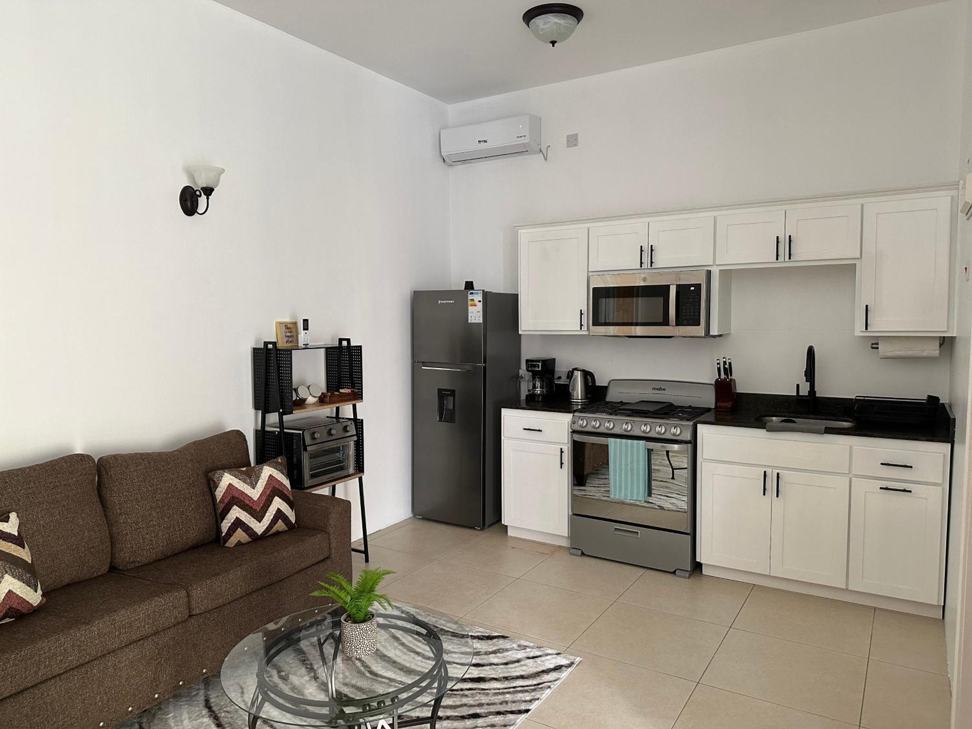 רוזו Eldorado Guesthouse & Car Rental מראה חיצוני תמונה