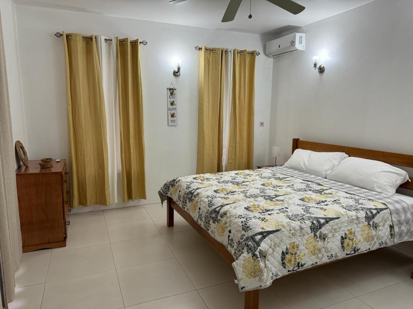 רוזו Eldorado Guesthouse & Car Rental חדר תמונה