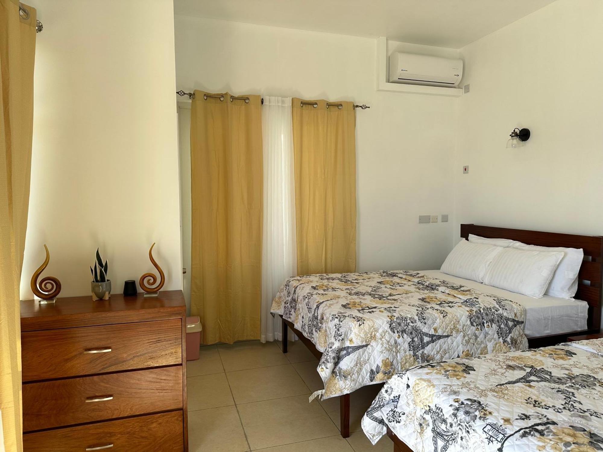 רוזו Eldorado Guesthouse & Car Rental מראה חיצוני תמונה