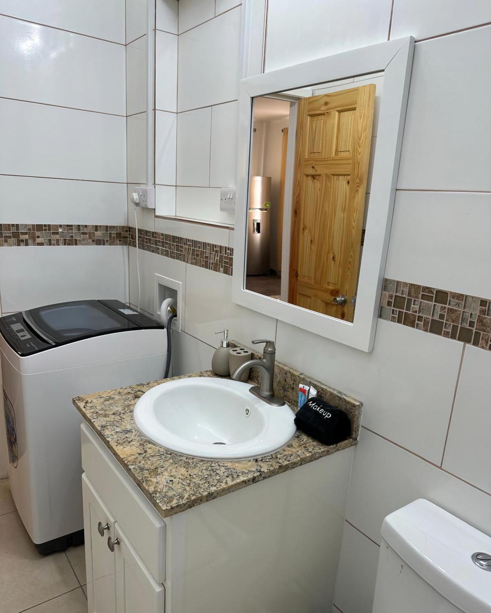 רוזו Eldorado Guesthouse & Car Rental חדר תמונה